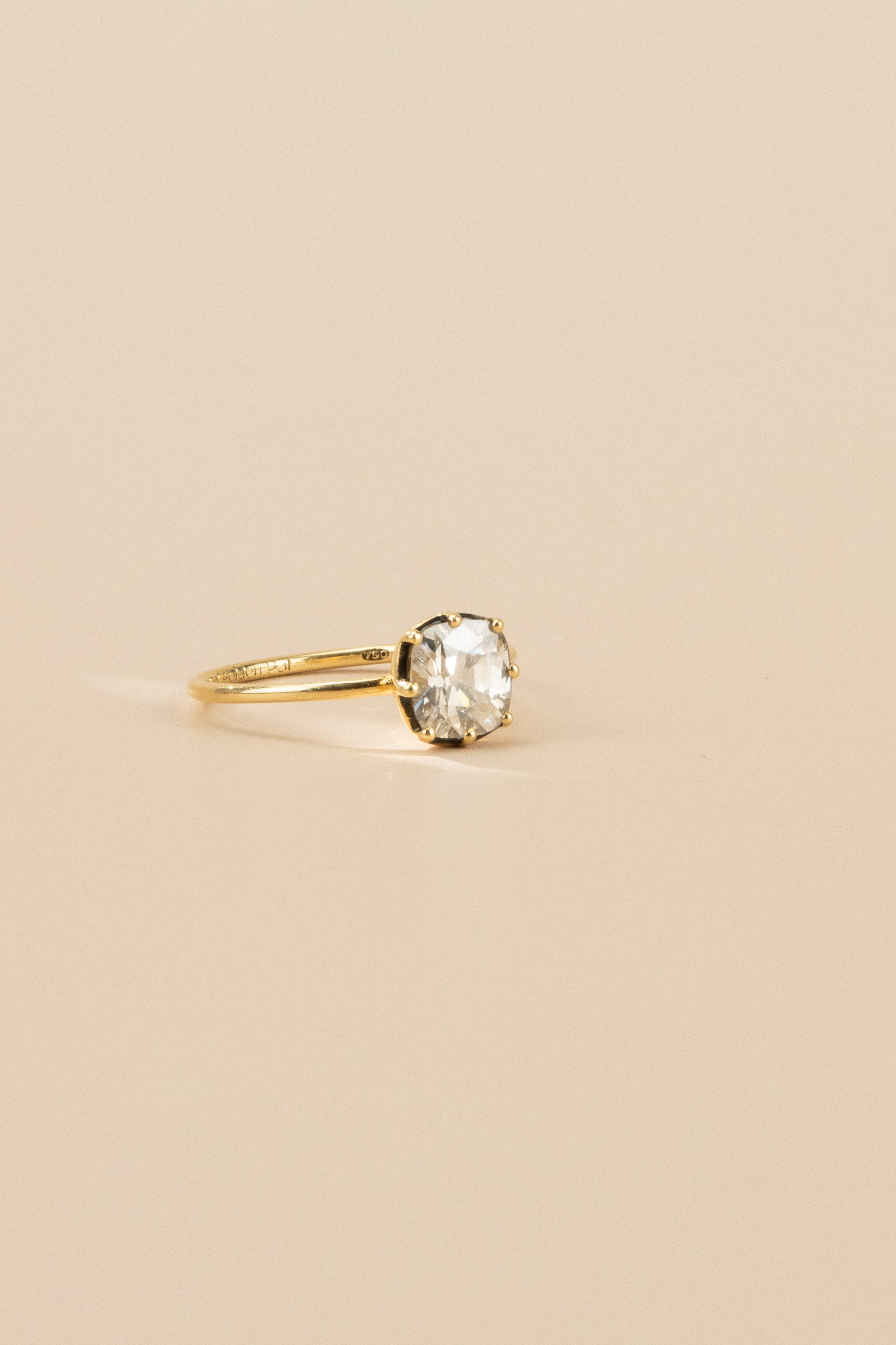 18ct Yellow Gold Cut Down Collet 1.1ct Cushion Cut Diamond Ring