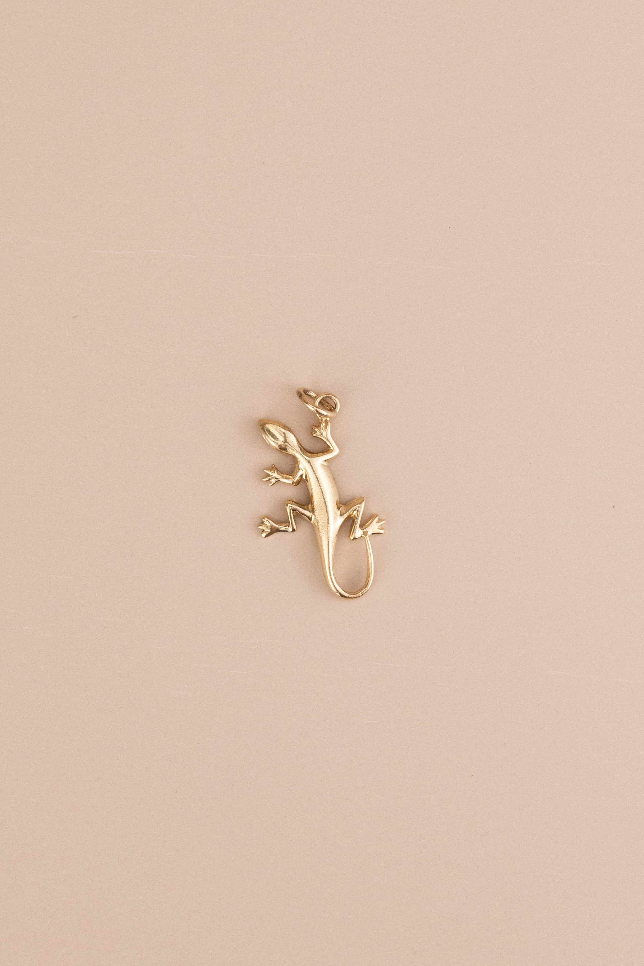 14ct Yellow Gold Lizard Pendant