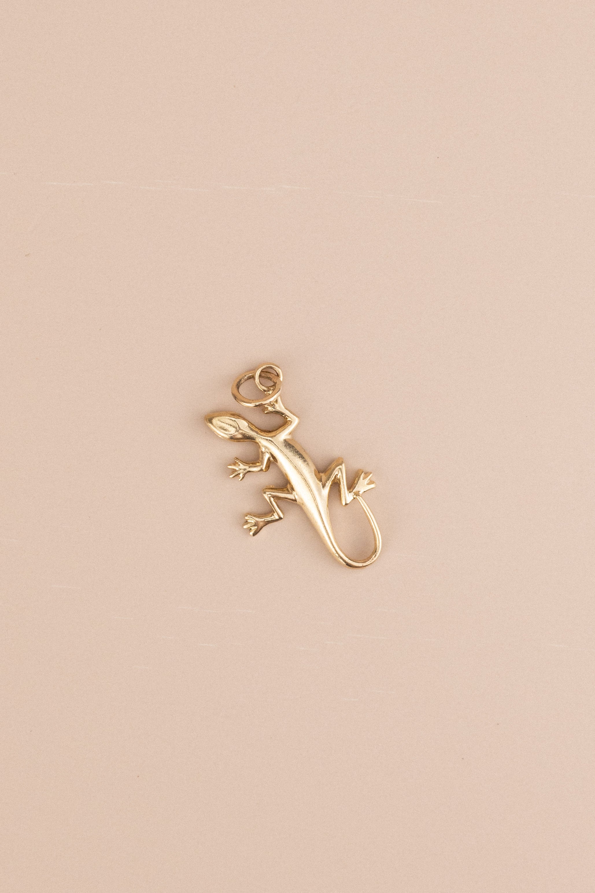 14ct Yellow Gold Lizard Pendant
