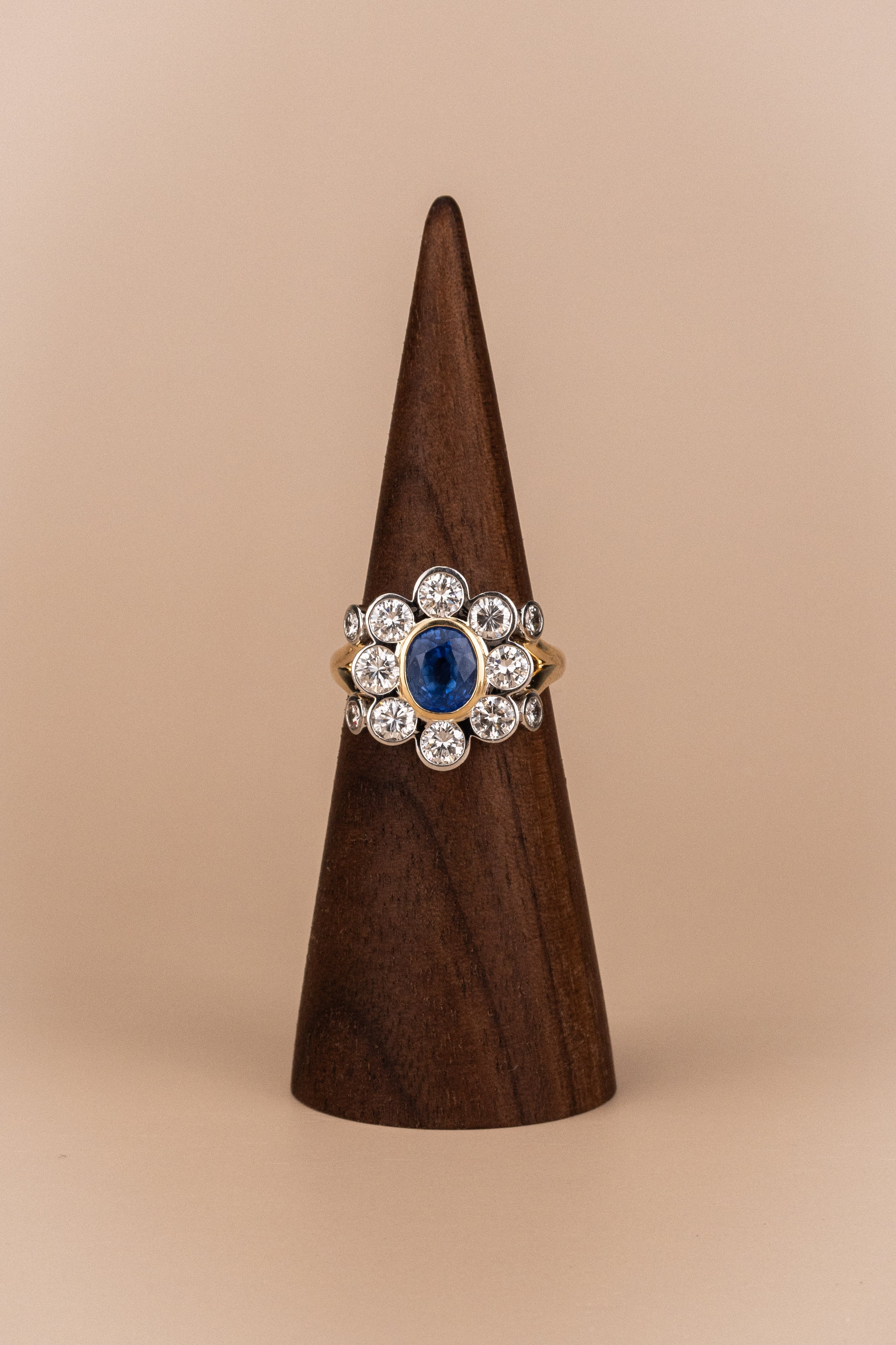 14ct Yellow Gold Sapphire & Diamond Ring