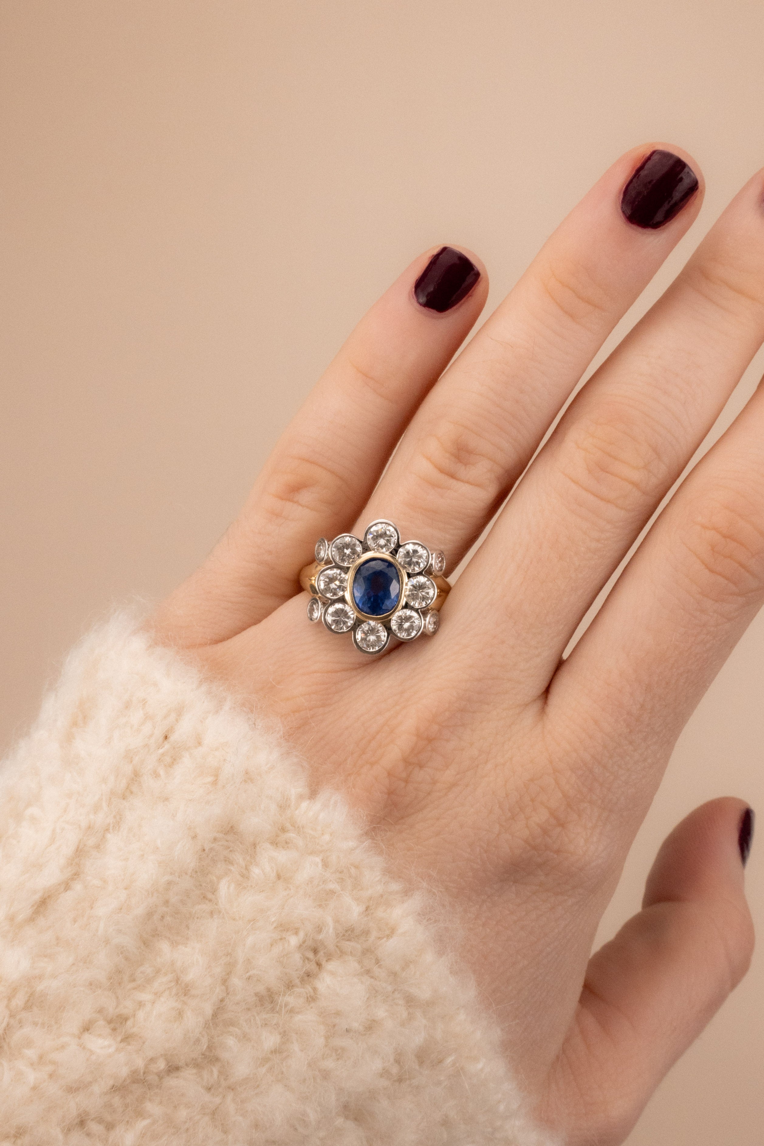 14ct Yellow Gold Sapphire & Diamond Ring