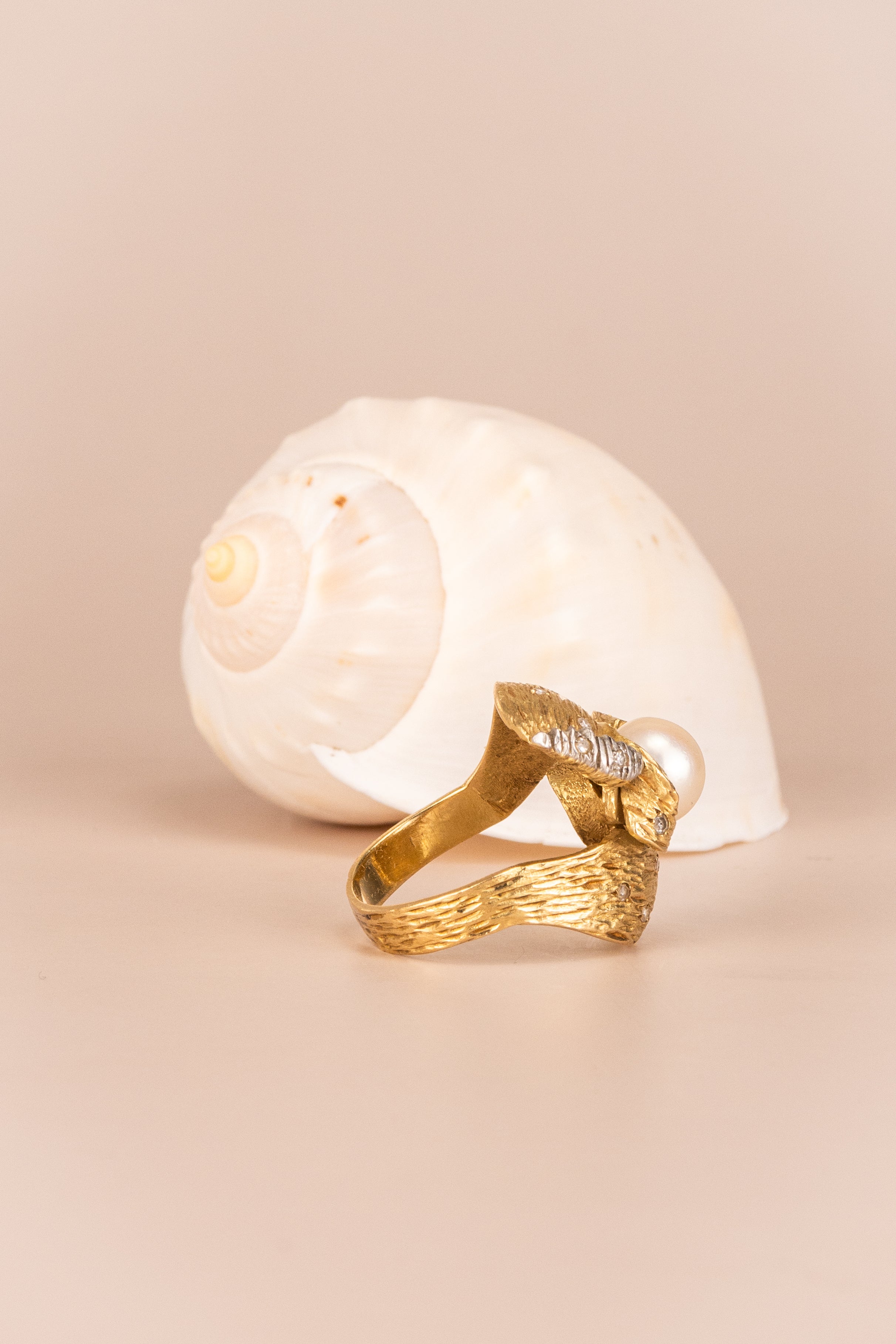 18ct Yellow Gold Pearl & Diamond Ring
