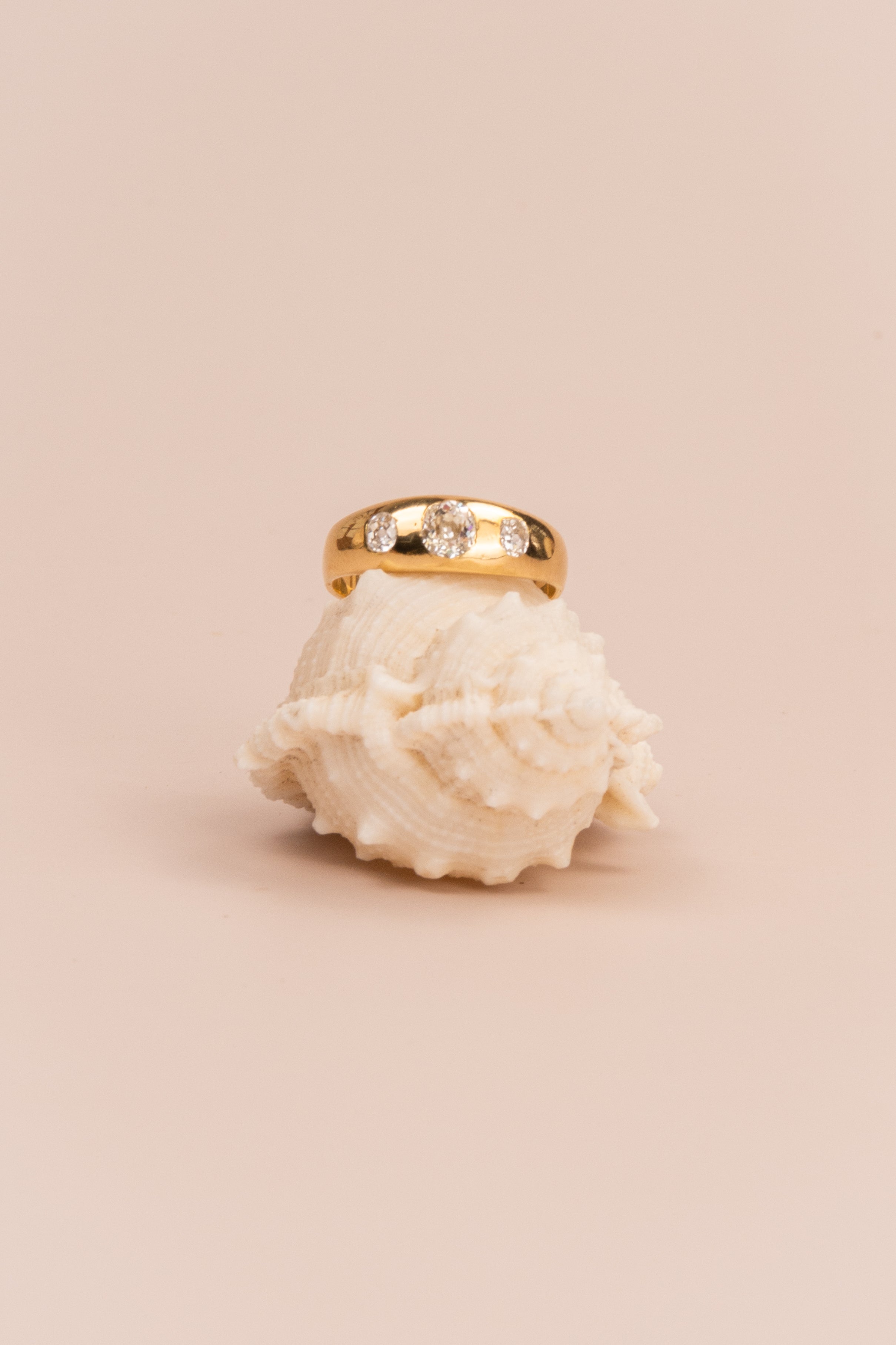 18ct Yellow Gold Old Mine Flush Set Diamond Ring