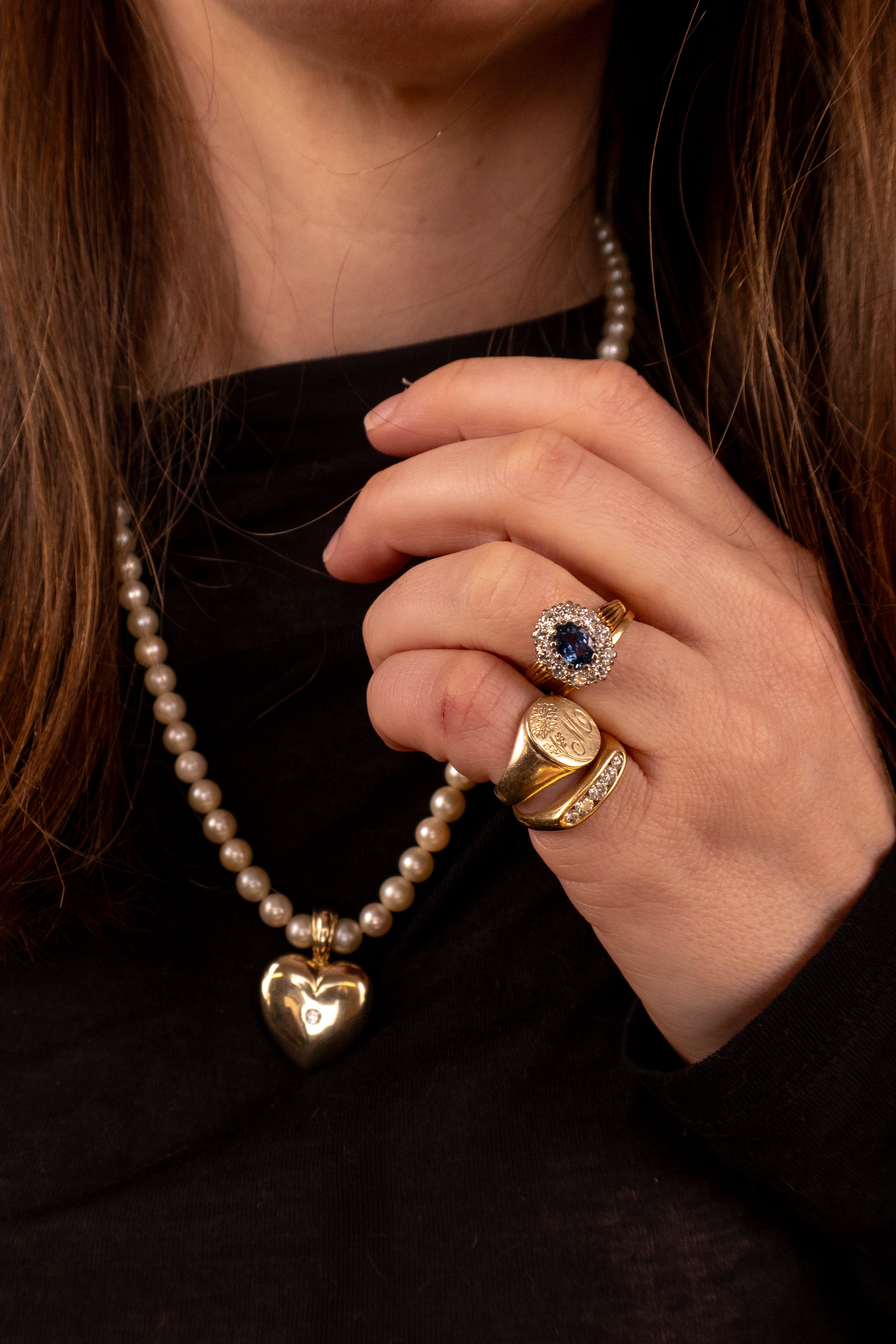 18ct Yellow Gold Sapphire & Diamond Ring