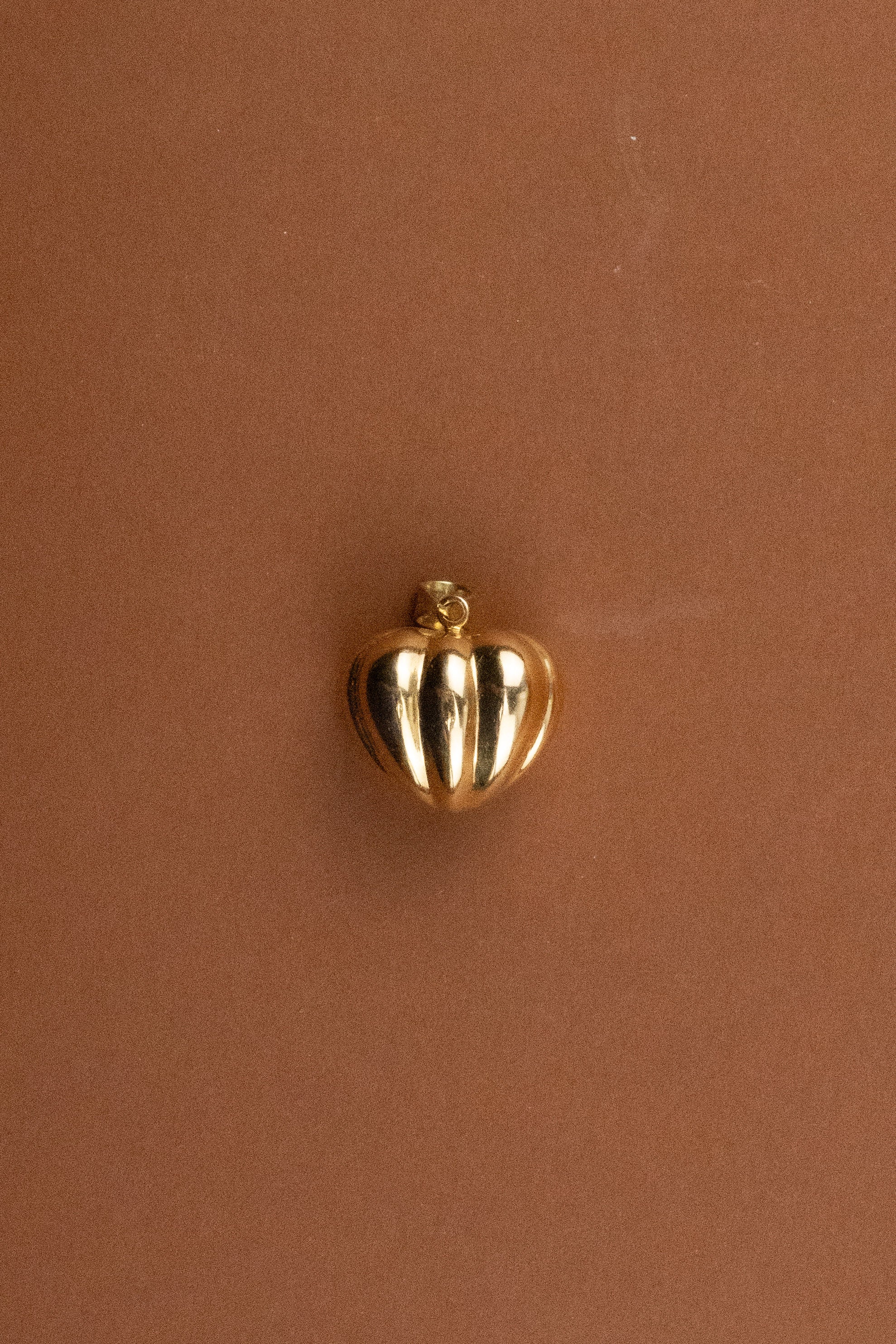 18ct Yellow Gold Puffy Heart Pendant