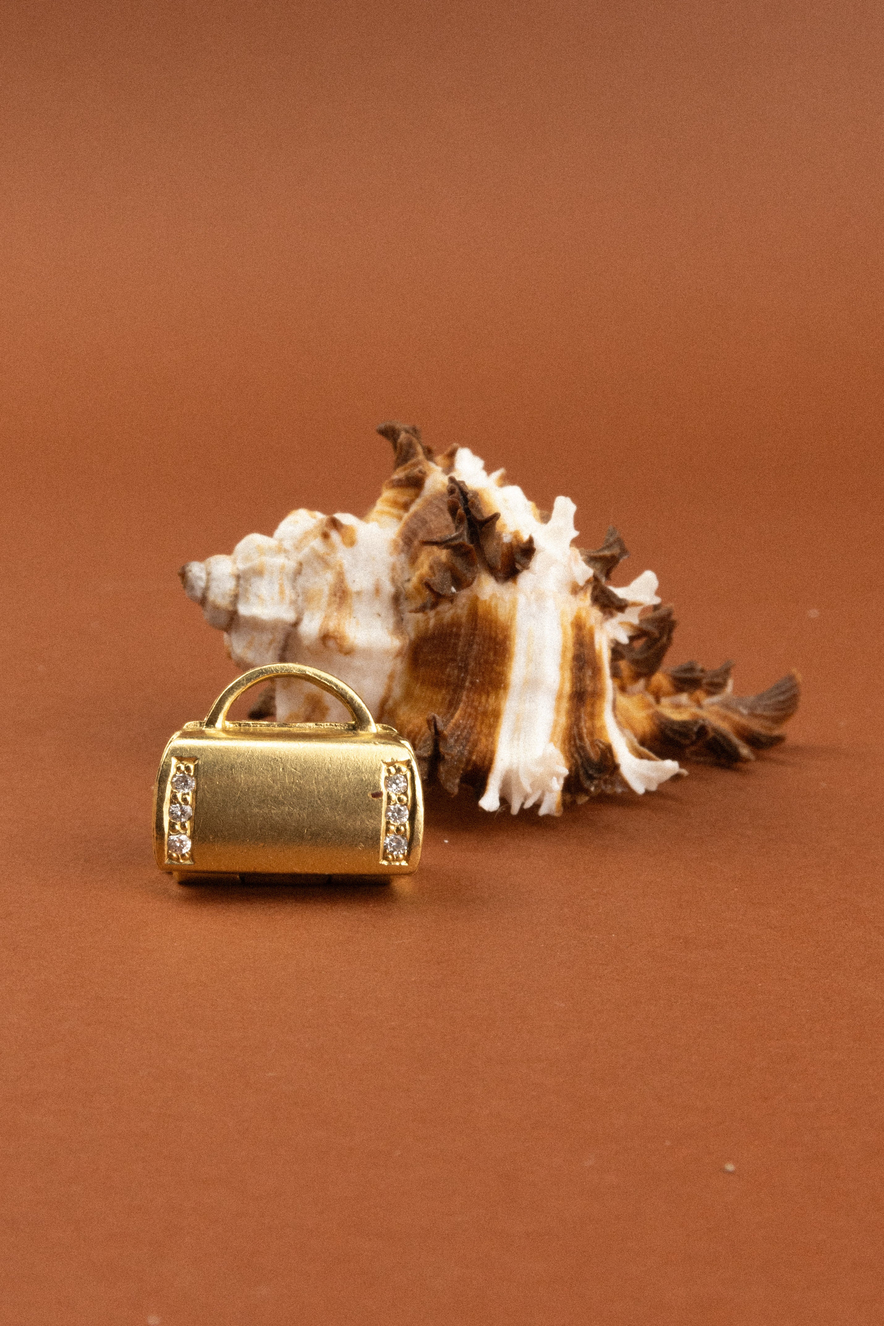 18ct Yellow Gold Diamond Handbag Charm