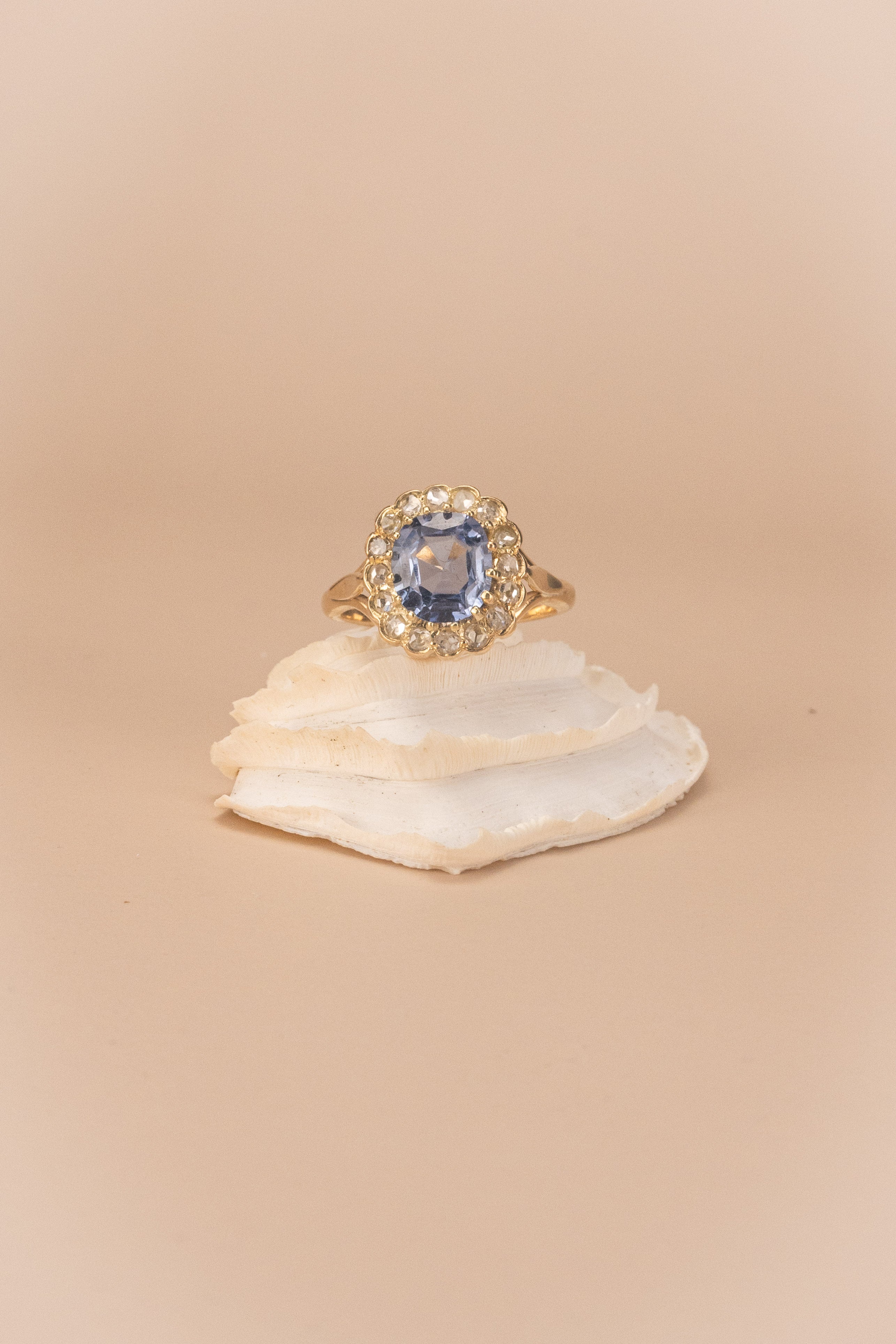 18ct Yellow Gold Sapphire and Diamond Ring