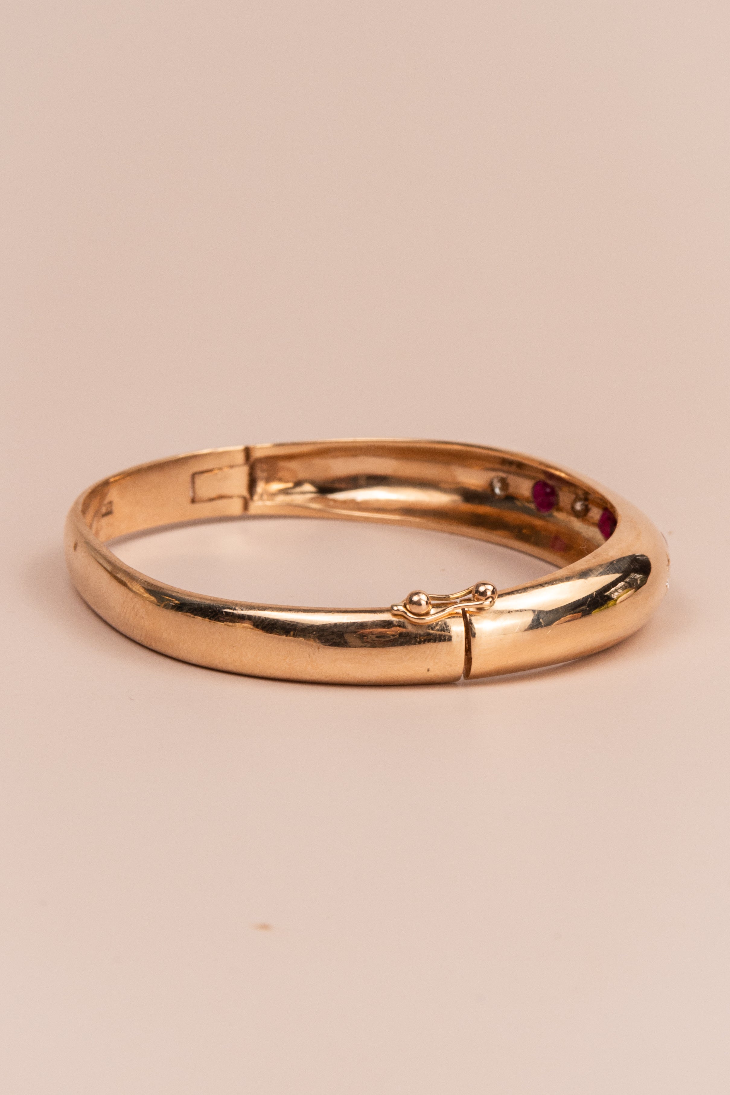 9ct Yellow Gold Pigeon Blood Ruby & Diamond Bangle