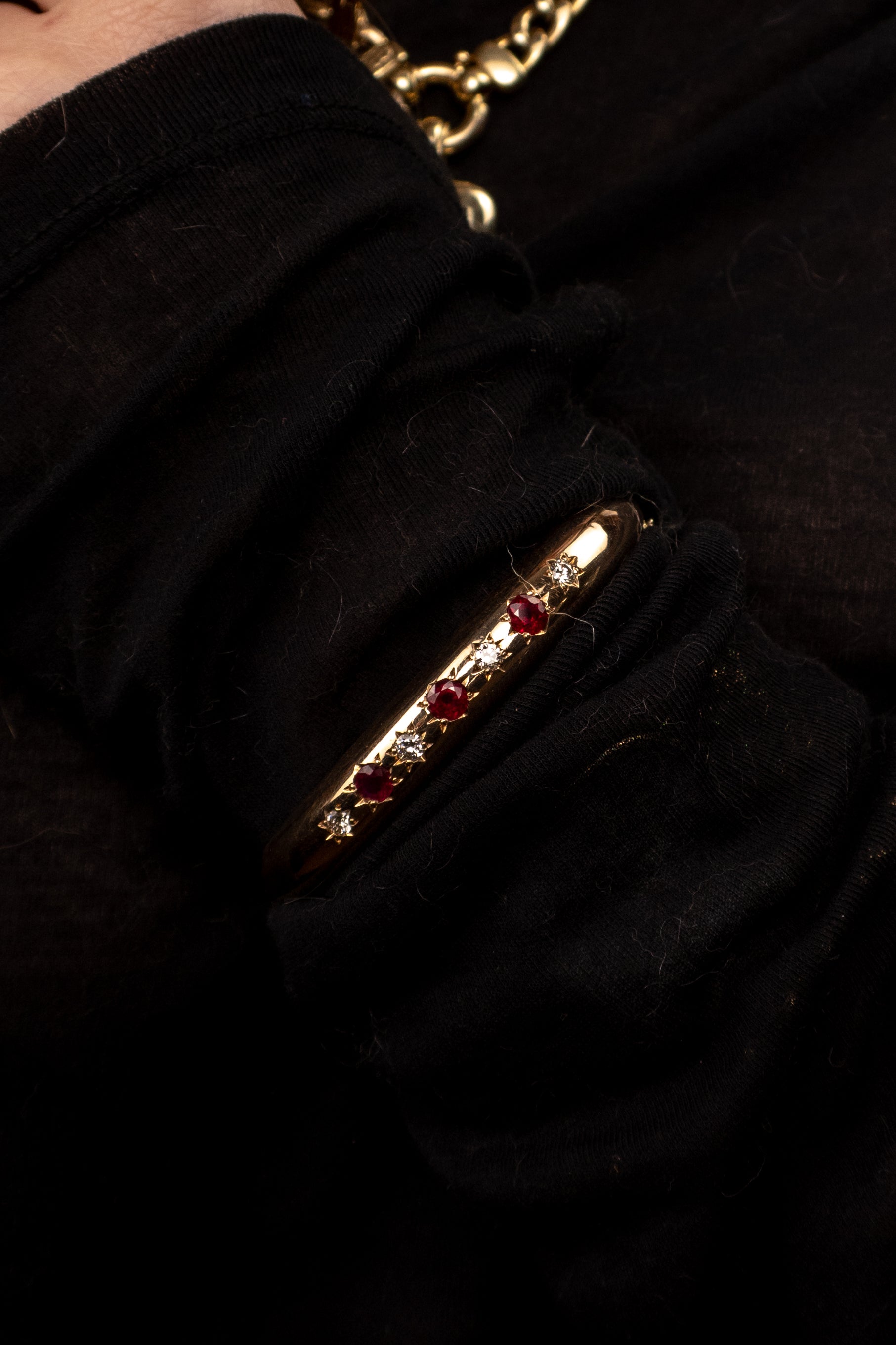 9ct Yellow Gold Pigeon Blood Ruby & Diamond Bangle