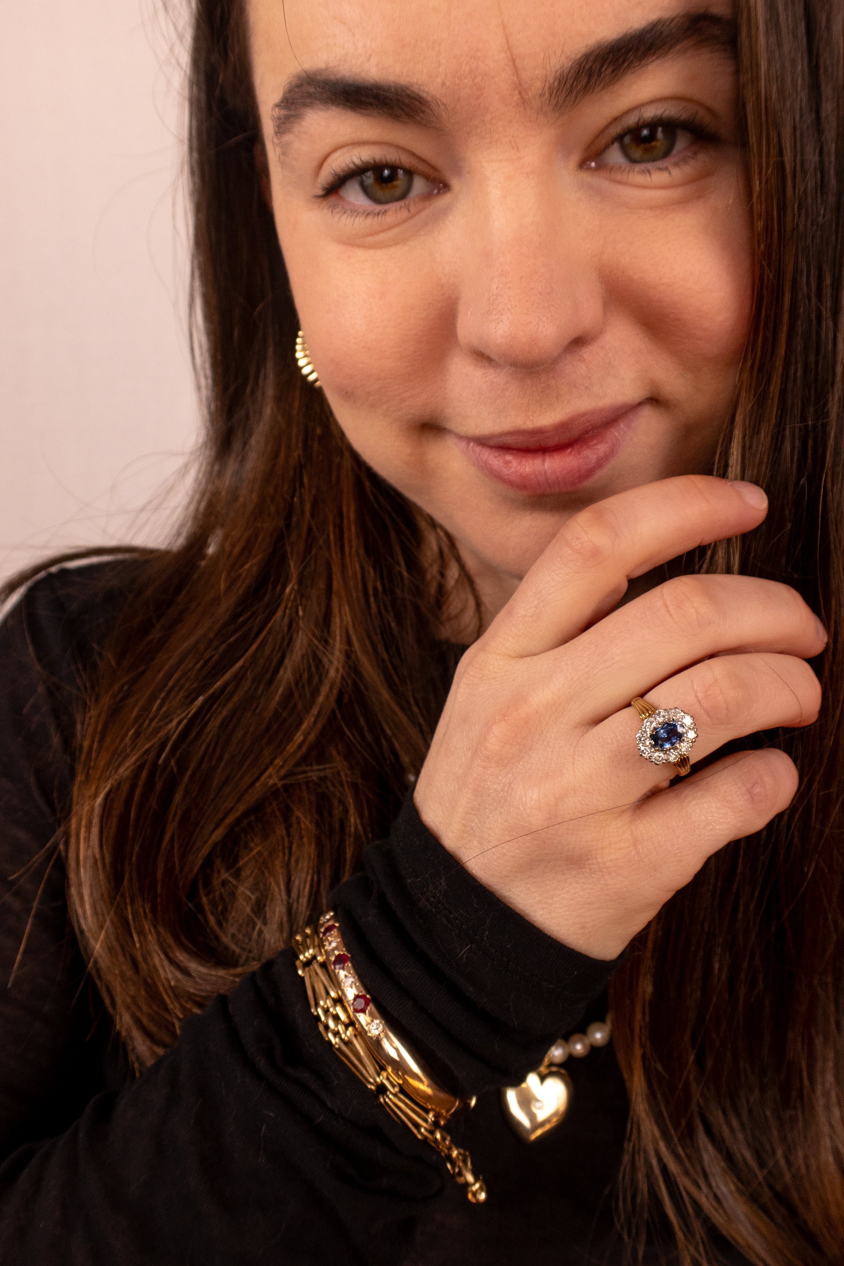 18ct Yellow Gold Sapphire & Diamond Ring