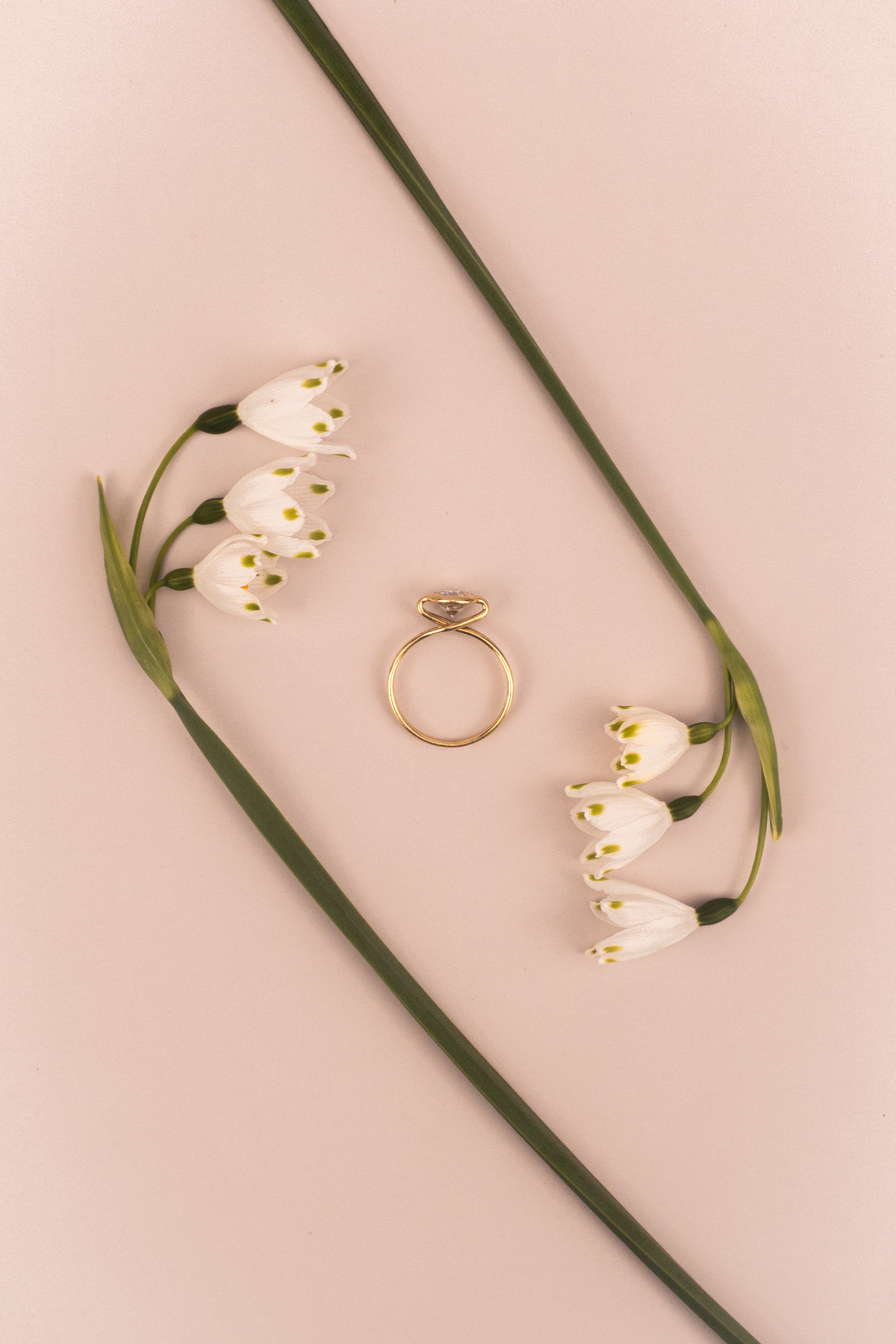 18ct Yellow Gold Diamond Infinity Ring