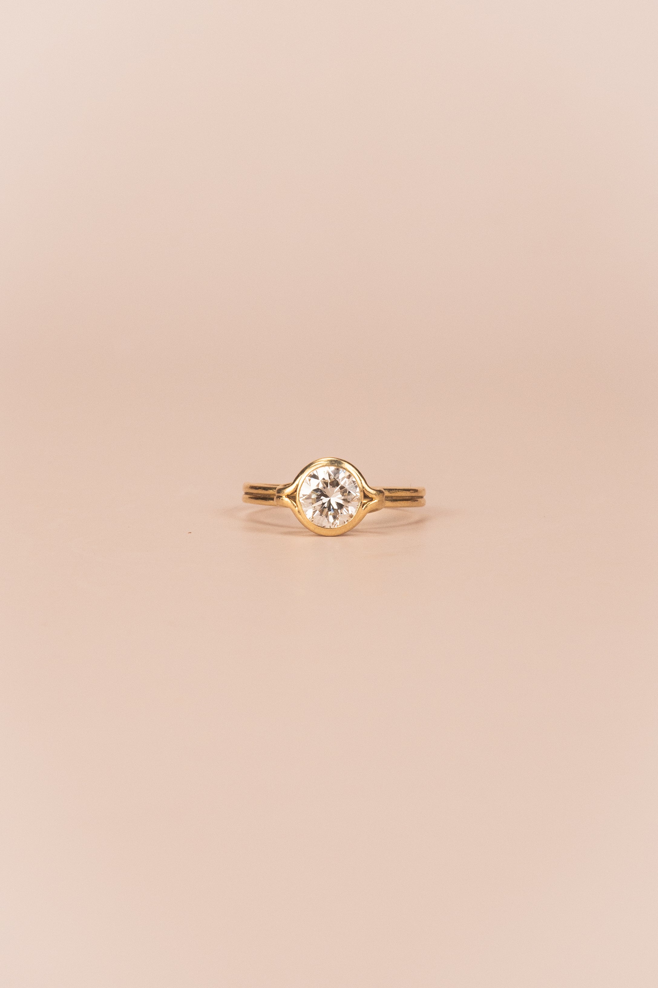 18ct Yellow Gold Diamond Infinity Ring